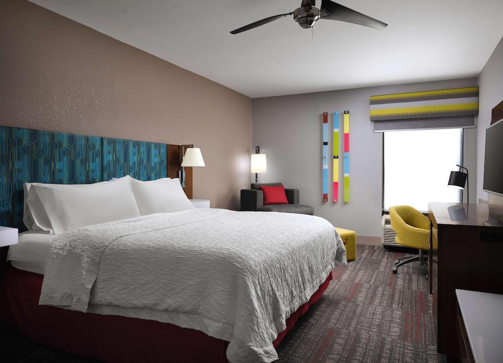 Hampton Inn Клинтон Экстерьер фото