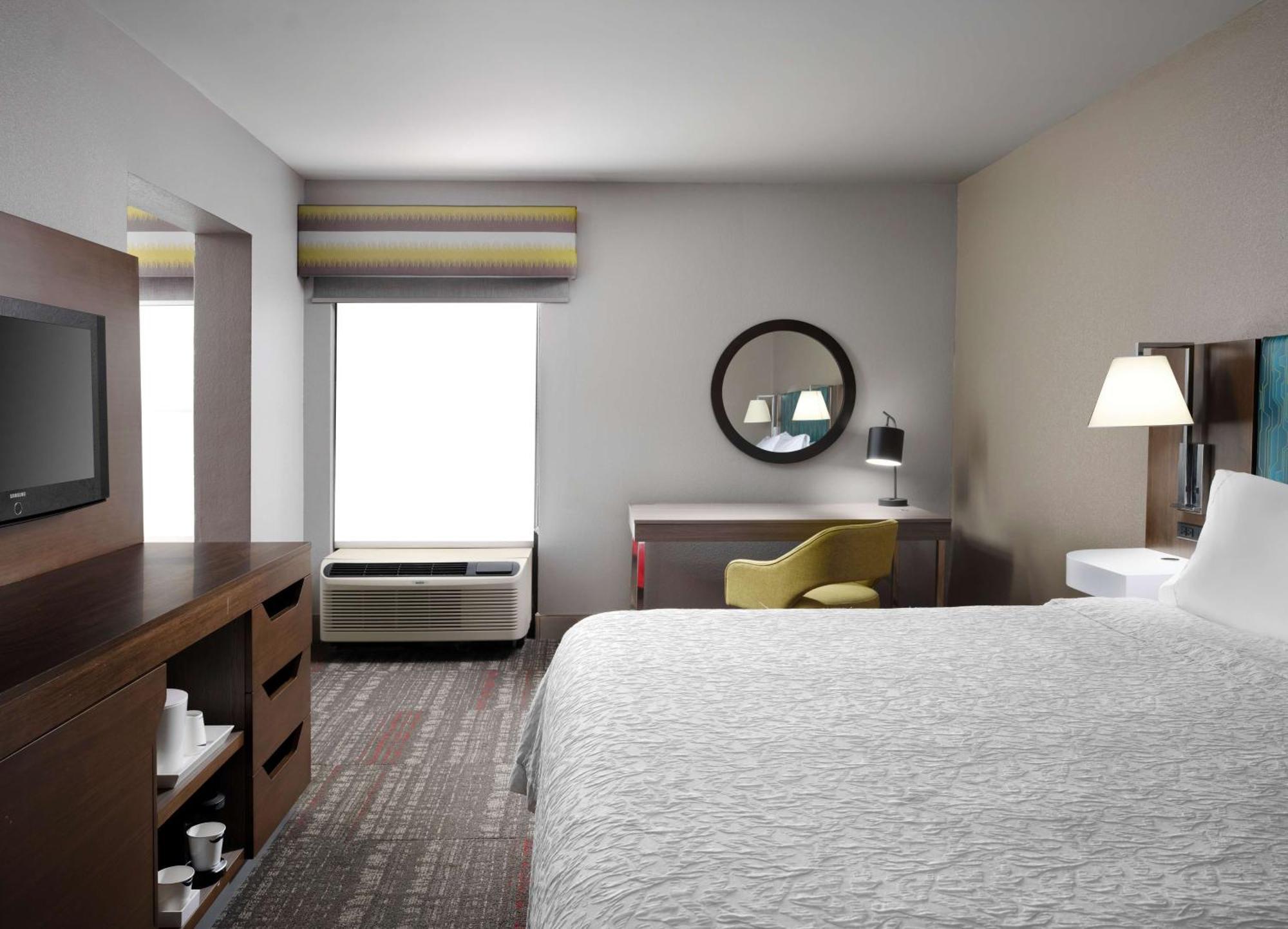 Hampton Inn Клинтон Экстерьер фото